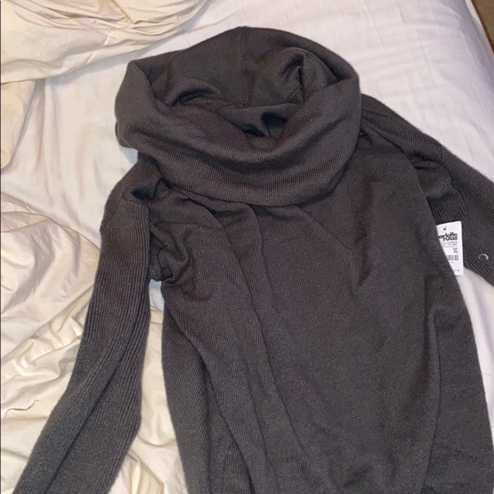 Grey scoop neck sweater